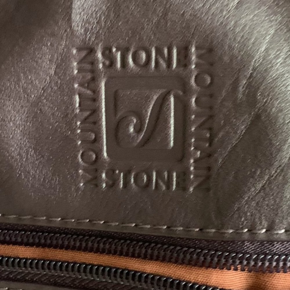 Stone Mountain GENUINE Deep Purple Leather Shoulder Bag NWT - Picture 4 of 15